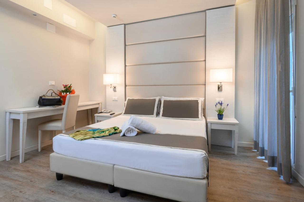 Atlas Hotel Riccione Exterior foto